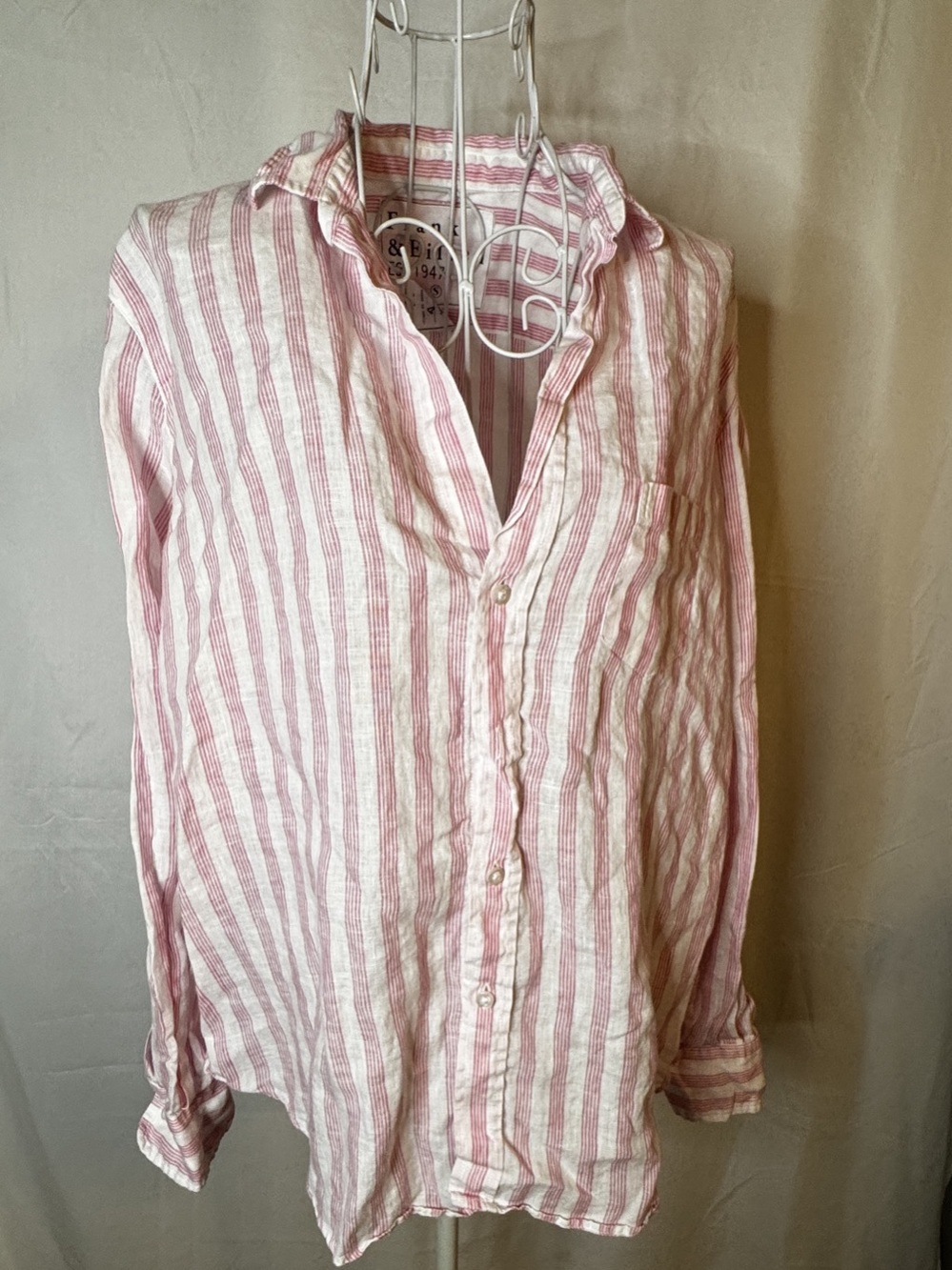 Frank & Eileen Relaxed Button-Up Shirt Pink & White Small
